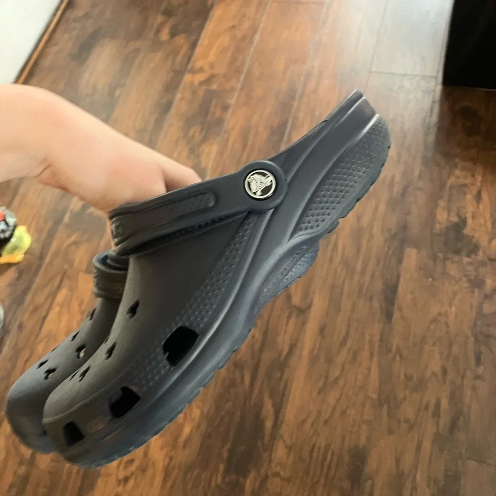 CROCS Disney Dark Blue Size 8 Women’s - Picture 4 of 4